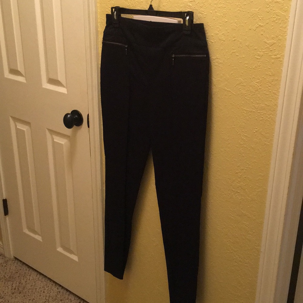 Renuar Cigarette Leg Style Pants